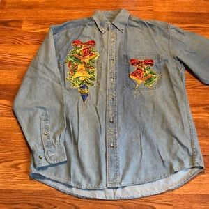 CHRISTMAS Button Up 🎄